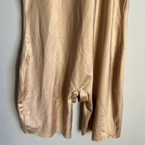 SPANX Slimplicity Open-Bust Mid-Thigh Bodysuit Shapewear - Picture 6 of 14